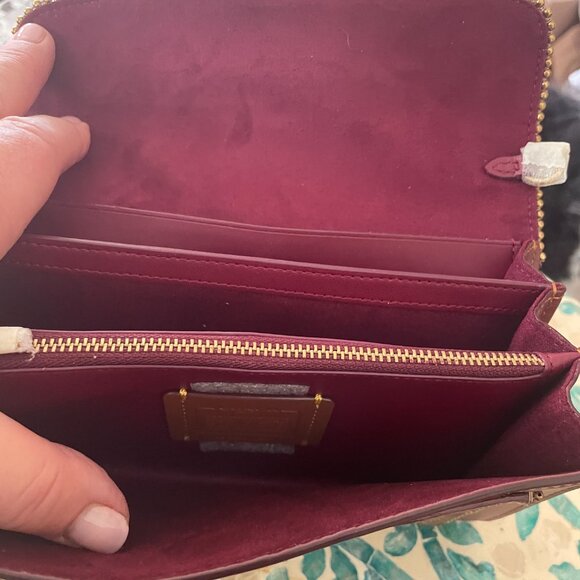 Coach Bag - Picture 2 of 2